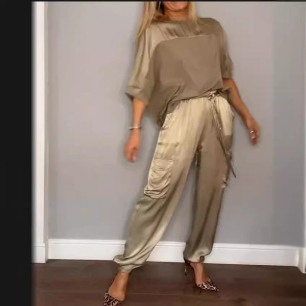 Smooth Satin Women's Short-sleeved Casual Pants Two-piece Set - Image 2
